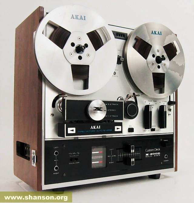 AKAI-200d